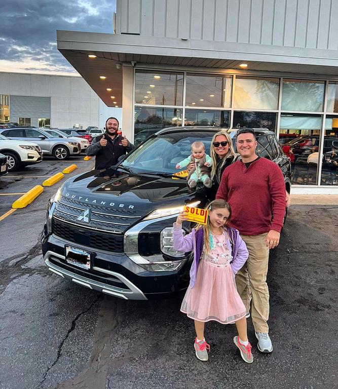 Dealership gallery photo 5